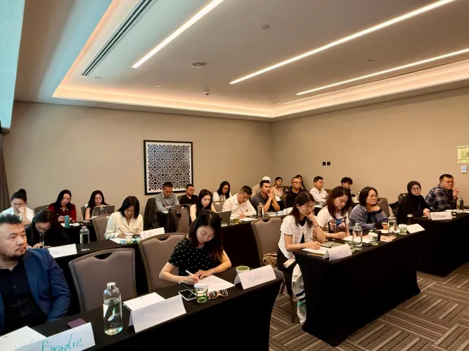 DX Broker Training Sessions - Photo 2